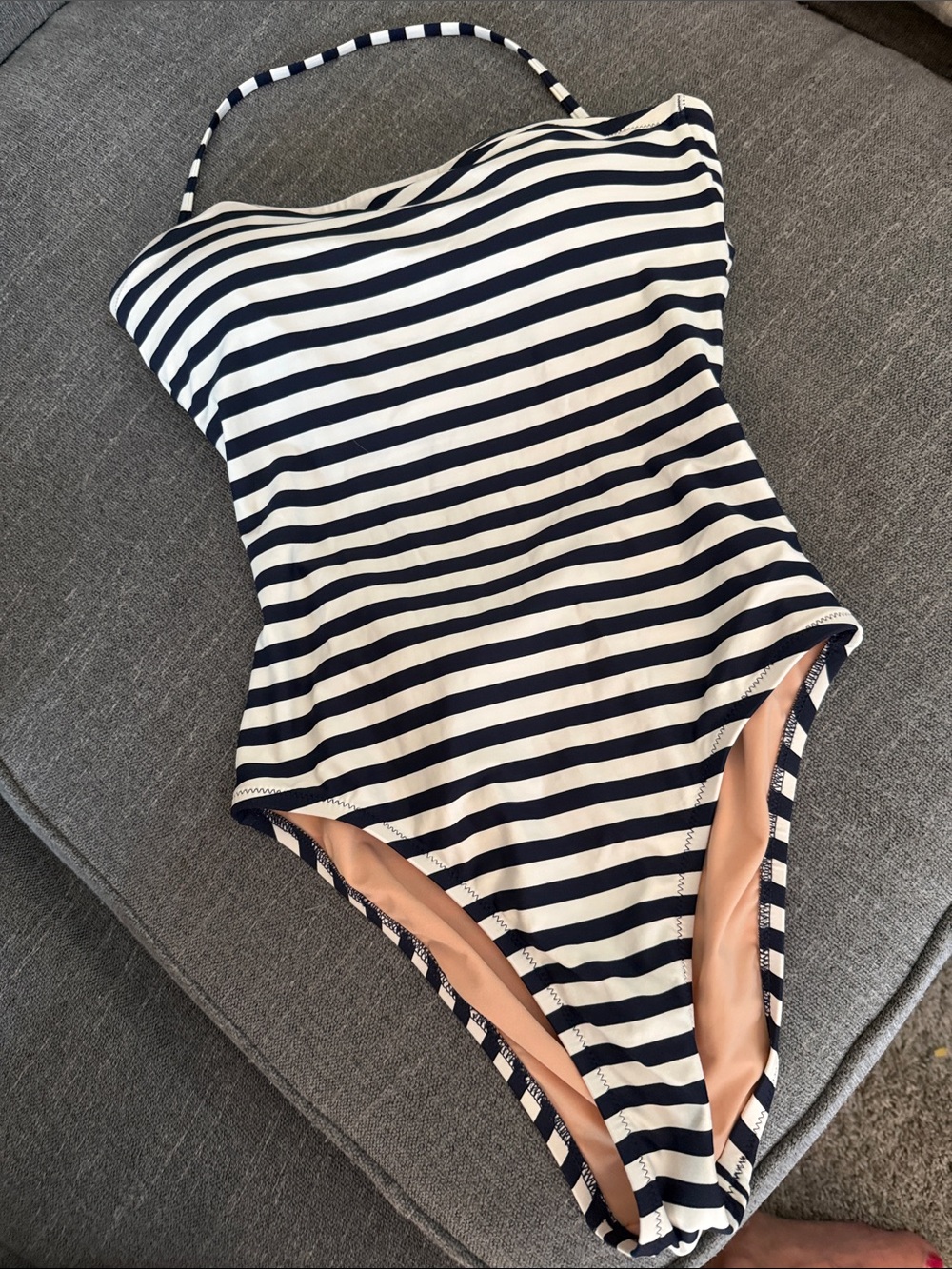 Brand new with out tags Jcrew one piece swimsuit.  Size 6.